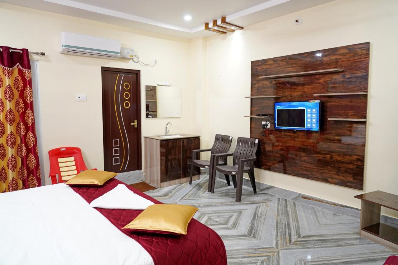 Devansh Bhanu Residency Dbr Srikalahasti Exterior photo
