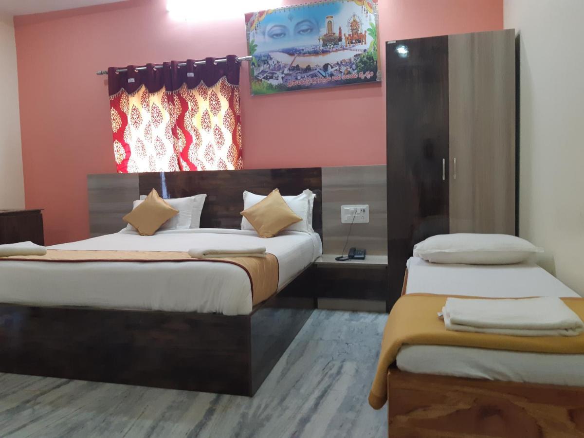 Devansh Bhanu Residency Dbr Srikalahasti Exterior photo