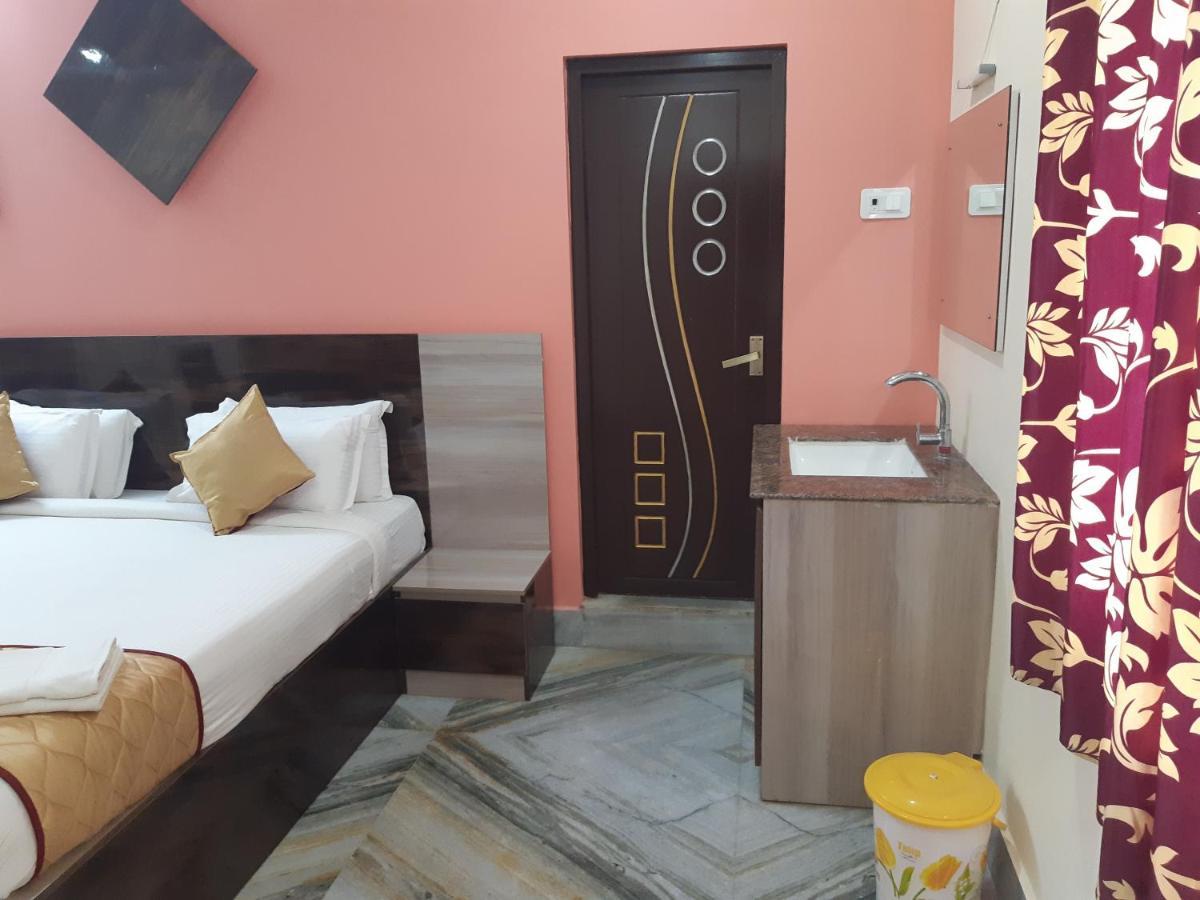 Devansh Bhanu Residency Dbr Srikalahasti Exterior photo