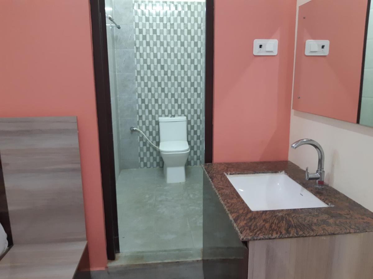 Devansh Bhanu Residency Dbr Srikalahasti Exterior photo