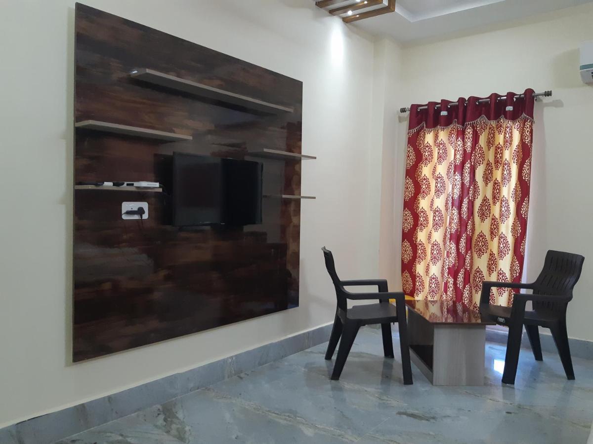 Devansh Bhanu Residency Dbr Srikalahasti Exterior photo